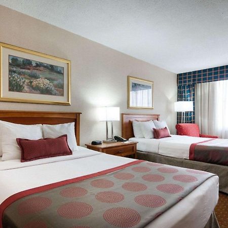 Rodeway Inn Indianapolis I-70 Exterior foto